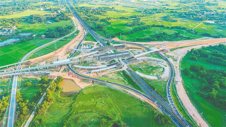 構建起瓊北一小時交通圈    文臨公路項目累計完成投資超55億元